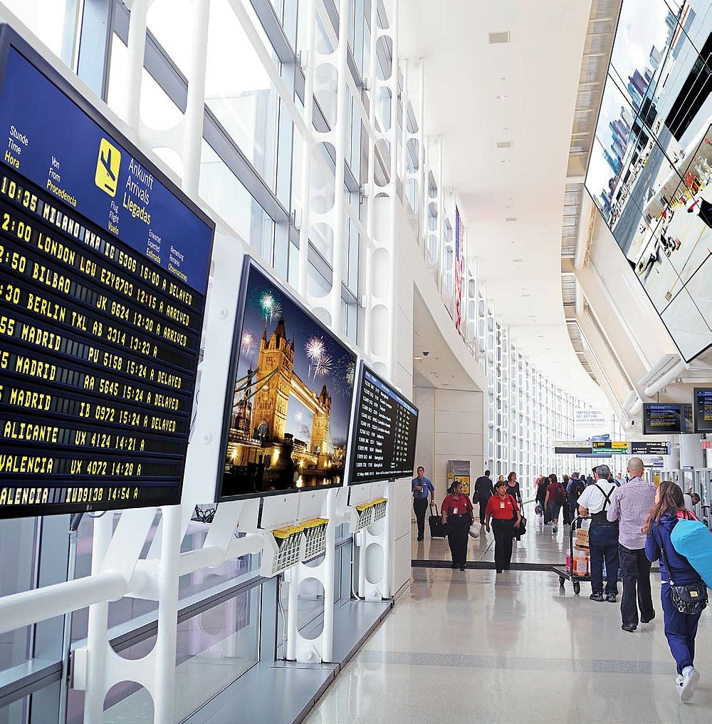 Інформаційні та цифрові вивіски